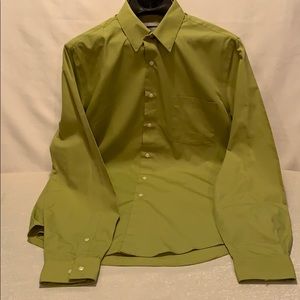Van Heusen Fitted Dress Shirt